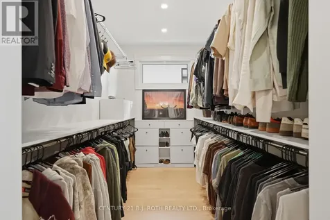 31 Marni Lane Springwater ON L0L 2K0