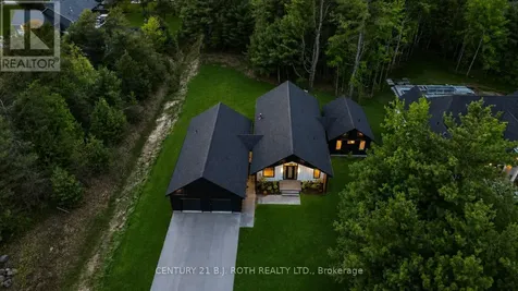 31 Marni Lane Springwater ON L0L 2K0