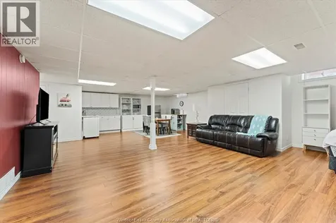 22 Roger Street Leamington ON N8H 3N9