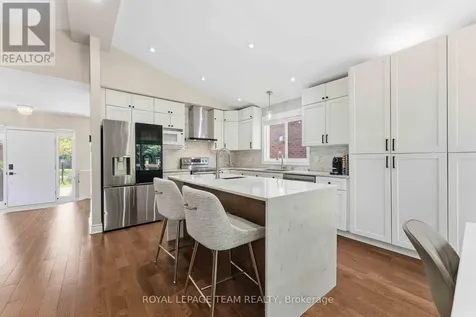 43 West Ridge Drive Ottawa ON K2S 1S4