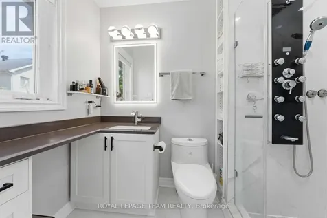 43 West Ridge Drive Ottawa ON K2S 1S4