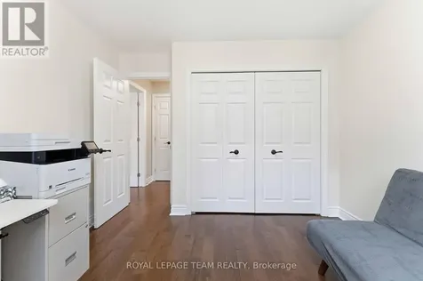 43 West Ridge Drive Ottawa ON K2S 1S4