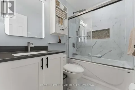 43 West Ridge Drive Ottawa ON K2S 1S4