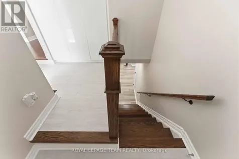 43 West Ridge Drive Ottawa ON K2S 1S4