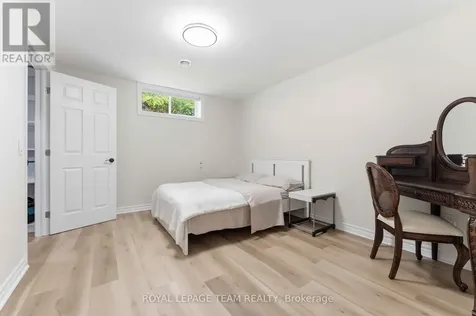 43 West Ridge Drive Ottawa ON K2S 1S4
