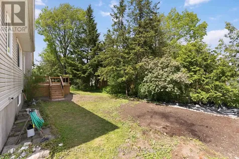 43 West Ridge Drive Ottawa ON K2S 1S4