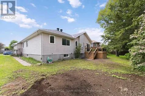 43 West Ridge Drive Ottawa ON K2S 1S4