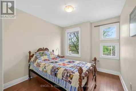 1896 Carling Avenue Ottawa ON K2A 1E7