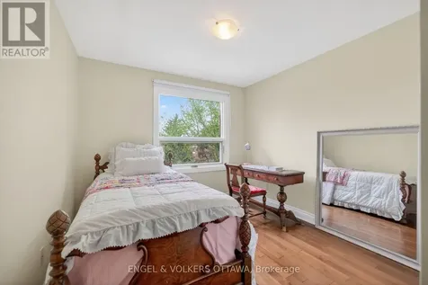1896 Carling Avenue Ottawa ON K2A 1E7
