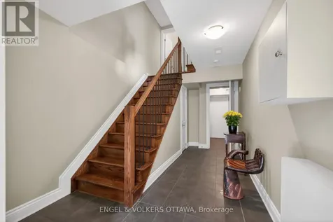 1896 Carling Avenue Ottawa ON K2A 1E7