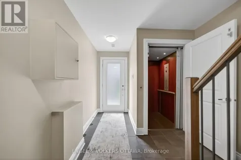 1896 Carling Avenue Ottawa ON K2A 1E7