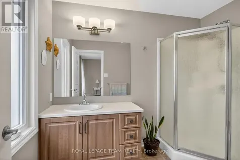 238 Belfort Street Russell ON K0A 1W0
