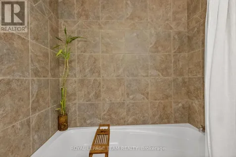 238 Belfort Street Russell ON K0A 1W0
