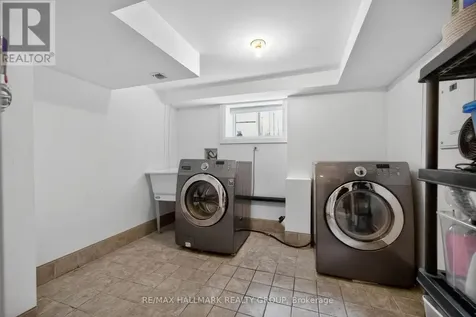 151 Clare Street Ottawa ON K1Z 7C3