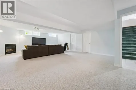 9 Berdux Place Wellesley ON N0B 2T0