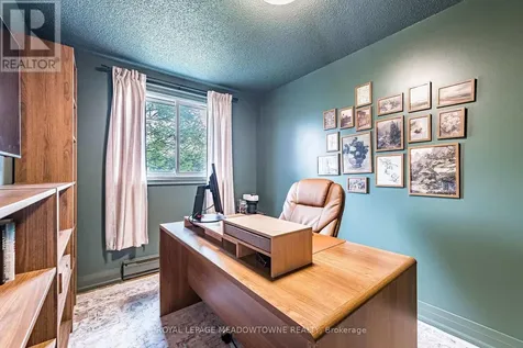 520 Pineview Gardens Shelburne ON L0N 1S2
