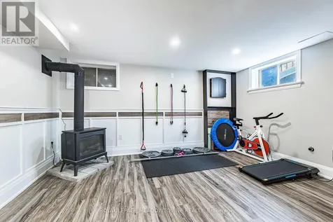520 Pineview Gardens Shelburne ON L0N 1S2