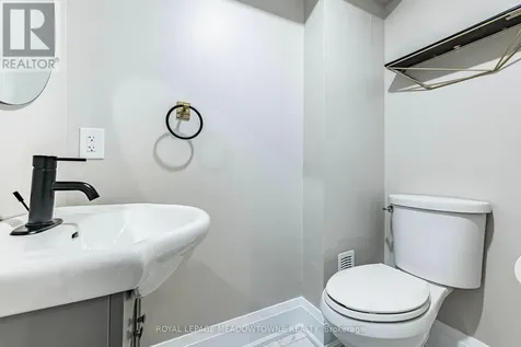 520 Pineview Gardens Shelburne ON L0N 1S2