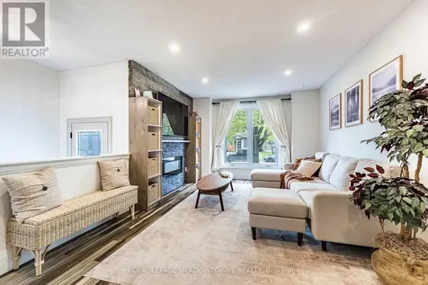 520 Pineview Gardens Shelburne ON L0N 1S2