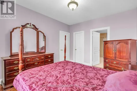1 Belvedere Court Brampton (downtown Brampton) ON L6V 4M6