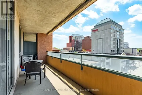 1 Belvedere Court Brampton (downtown Brampton) ON L6V 4M6