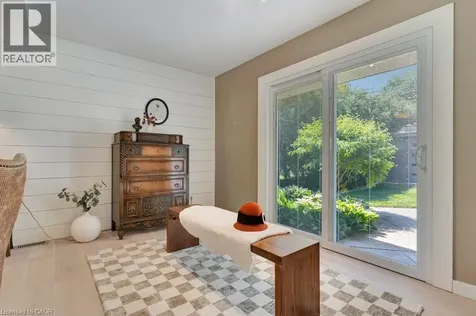 22 Dale Avenue Cambridge ON N1S 3M6