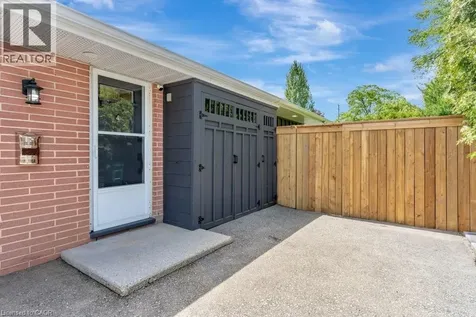 22 Dale Avenue Cambridge ON N1S 3M6
