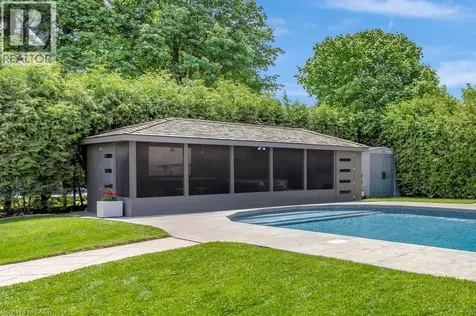 22 Dale Avenue Cambridge ON N1S 3M6