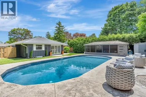 22 Dale Avenue Cambridge ON N1S 3M6