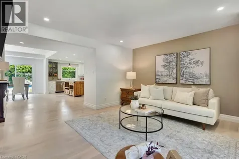 22 Dale Avenue Cambridge ON N1S 3M6