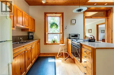 23 Pearl Street Guelph ON N1E 2E4