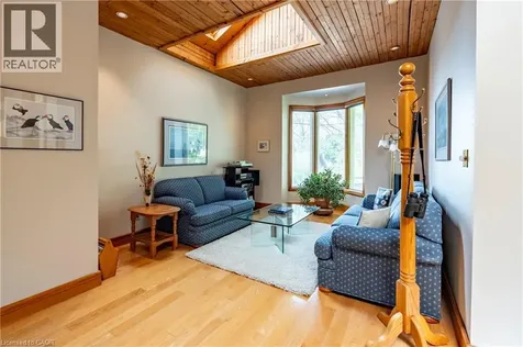 23 Pearl Street Guelph ON N1E 2E4