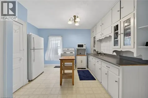 78 Facer Street St. Catharines ON L2M 5J5