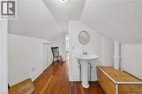 78 Facer Street St. Catharines ON L2M 5J5