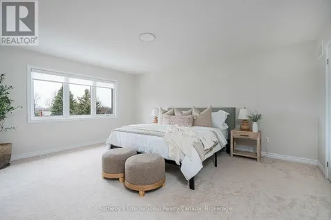 45 Mclean Avenue Collingwood ON L4Y 3Z6