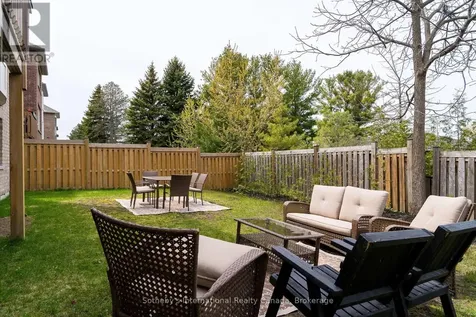 45 Mclean Avenue Collingwood ON L4Y 3Z6