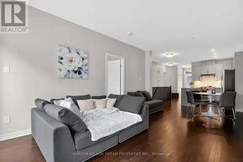203 Maygrass Way Ottawa ON K2S 2K5