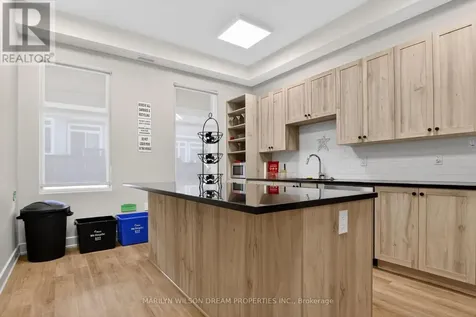 203 Maygrass Way Ottawa ON K2S 2K5