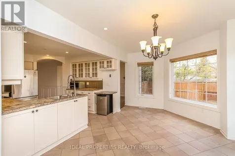 1 Acklam Terrace Ottawa ON K2K 2H1