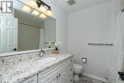 1 Acklam Terrace Ottawa ON K2K 2H1