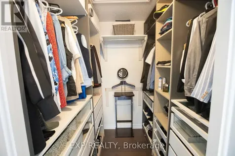 224 Alex Polowin Avenue Ottawa ON K2J 6E7