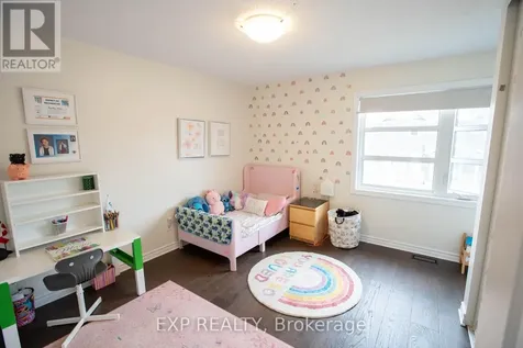 224 Alex Polowin Avenue Ottawa ON K2J 6E7