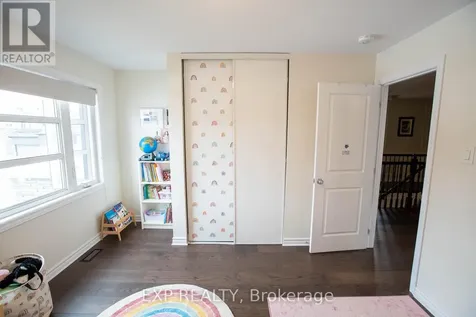 224 Alex Polowin Avenue Ottawa ON K2J 6E7
