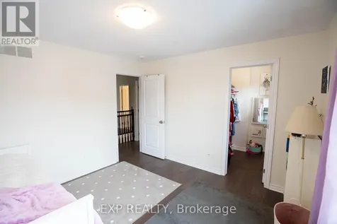 224 Alex Polowin Avenue Ottawa ON K2J 6E7