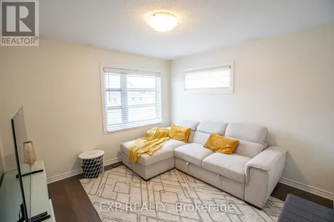 224 Alex Polowin Avenue Ottawa ON K2J 6E7