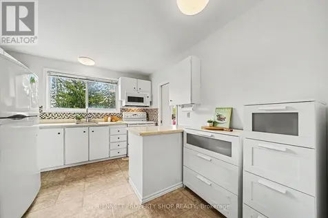 30 Corkstown Road Ottawa ON K2H 5B4