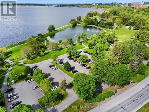 30 Corkstown Road Ottawa ON K2H 5B4