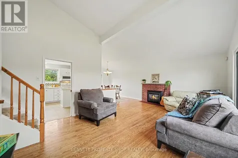 30 Corkstown Road Ottawa ON K2H 5B4
