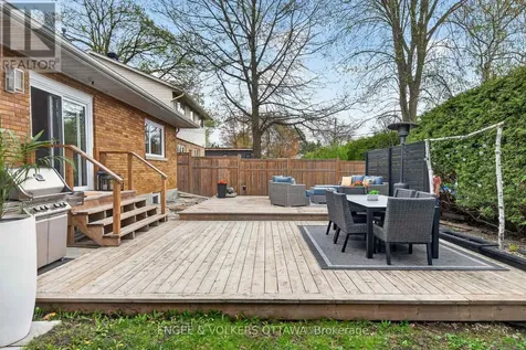 1530 Caton Street Ottawa ON K1H 6J4