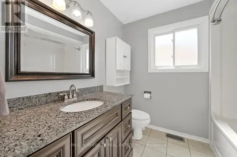 1176 Medoc Court Ottawa ON K1C 2S6